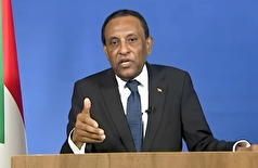 یک منبع نظامی سودانی: هیچ قصدی برای برکناری نخست وزیر کامل ادریس وجود ندارد و سفر او به ژنو برای درمان پزشکی است