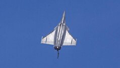 مدودف قرارداد فروش جنگنده‌های رافال به کی‌یف را فاسد خواند.