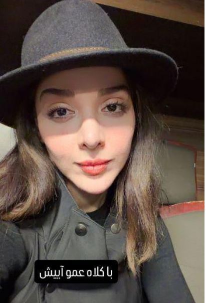 سلفی کیوت با المیرا دهقانی کلاه عمو آئیش! سلفی کیوت با المیرا دهقانی کلاه عمو آئیش!