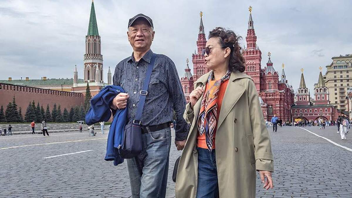 پوتین اعلام کرد که قصد دارد در آینده نزدیک ویزای گردشگران چینی را لغو کند.