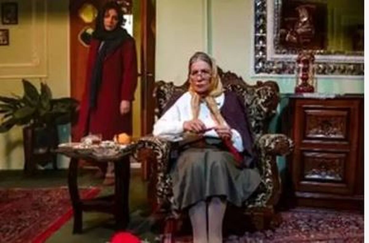 احترام برومند با کت زرد قناری در یک مراسم درخشید! +عکس