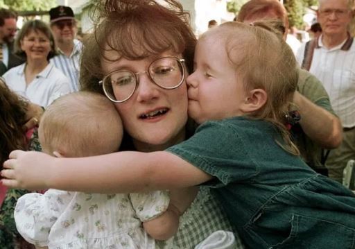 اولین هفت قلوی جهان که از نوزادی جان سالم به در بردند در آستانه ۳۰ ساله شدن!