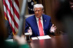 ترامپ با امضای مصوبه کنگره برای انتشار اسناد اپستین، دموکرات‌ها را متهم کرد