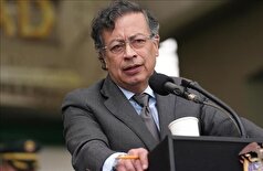 رئیس جمهور کلمبیا در پاسخ به اتهامات آمریکا مبنی بر قاچاق مواد مخدر، صورت‌های مالی خود را منتشر کرد