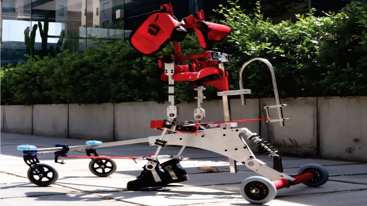 واکر مخصوص کودکان فلج مغزی ساخته شد!