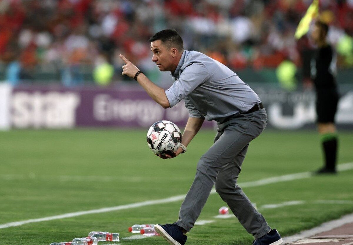 نارضایتی اوسمار از عملکرد دروازه‌بان جوان پرسپولیس