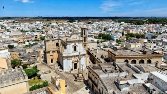 ۱۰ کشوری که شرایط مهاجرت را آسان کردند/پرداخت مبالغ بالا برای شروع یک زندگی تازه ۱۰ کشوری که شرایط مهاجرت را آسان کردند/پرداخت مبالغ بالا برای شروع یک زندگی تازه