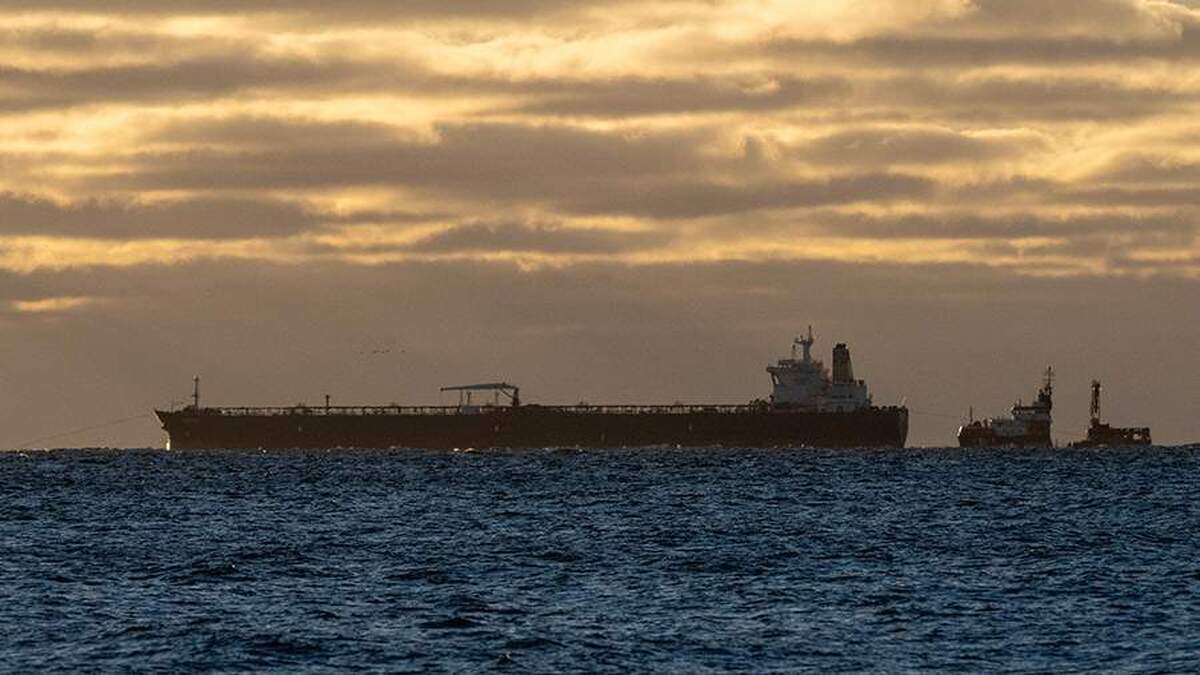 یک کارشناس پیش‌بینی کرد که تحریم‌های جدید آمریکا هیچ تاثیری بر صادرات و درآمد نفتی روسیه نخواهد داشت.