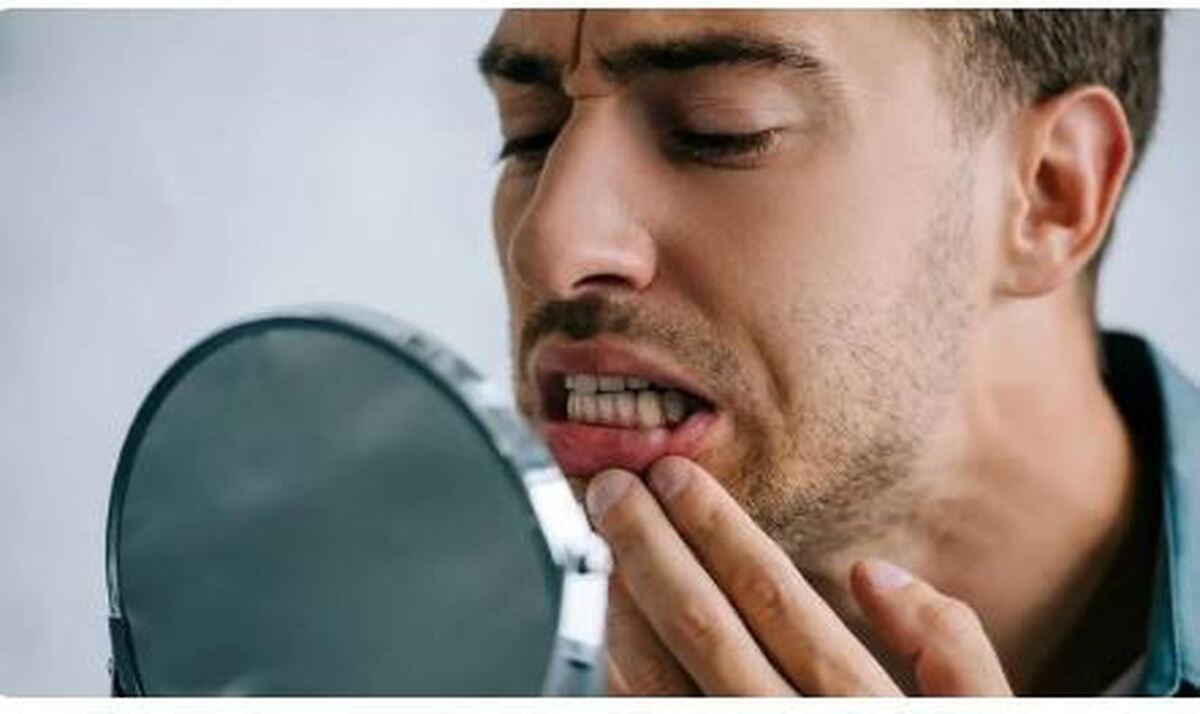 خطر التهاب لثه با این خوراکی‌های محبوب