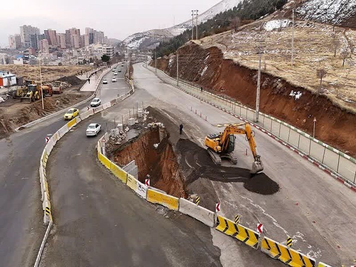 بهره برداری از پروژه روگذر و زیرگذر تکیه و چمن در سنندج