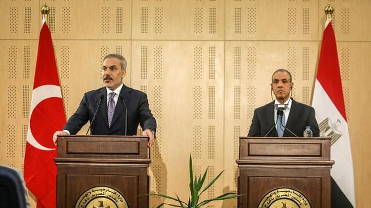 تاکید قاهره بر اهمیت هماهنگی با آنکارا در پیگیری اجرای توافق غزه