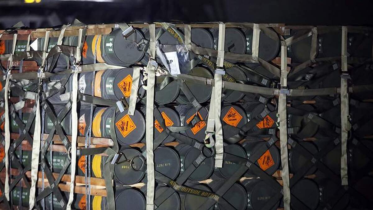 اسپانیا در خرید سلاح‌های آمریکایی برای اوکراین به ناتو خواهد پیوست.