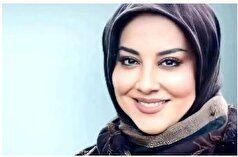 گل زیبایی که آشا محرابی برای دیدار از مادر داریوش فرضیایی برد!