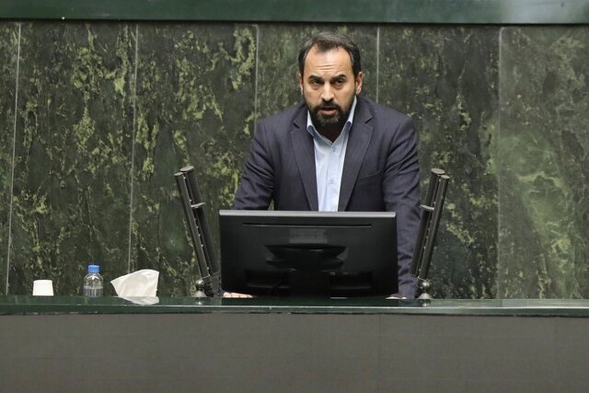 کشوری: تریبون مجلس ارث پدری کسی نیست