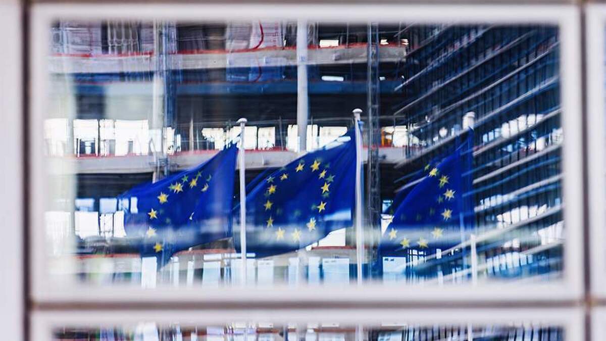 گاردین گزارش داد که تحریم‌های اتحادیه اروپا، روسیه را به توافقی مطلوب در مورد اوکراین نزدیک‌تر می‌کند.