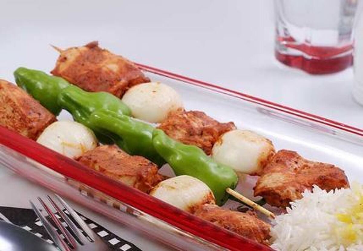 به سبک رستوران‌های معروف جوجه تندوری درست کنید