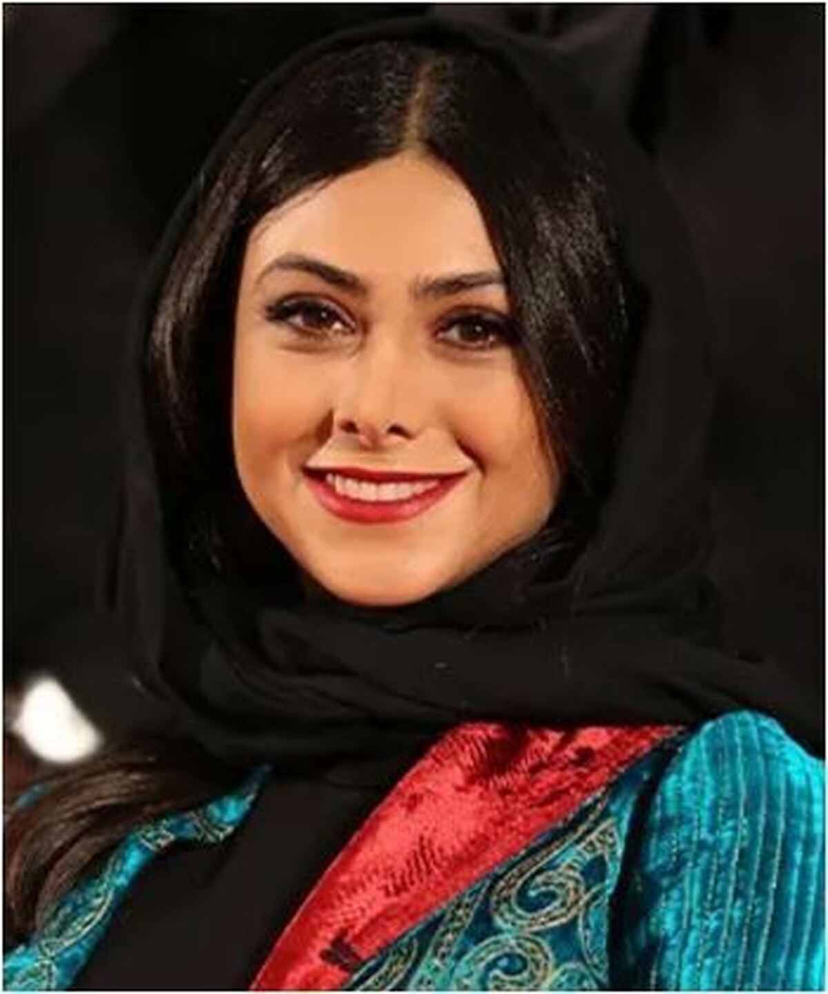 ریکاوری ذهنی آزاده صمدی با مادرش در کافه+عکس