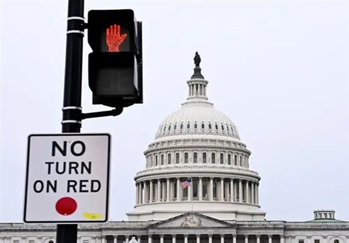 بدهی دولت آمریکا برای اولین بار از ۳۸ تریلیون دلار عبور کرد