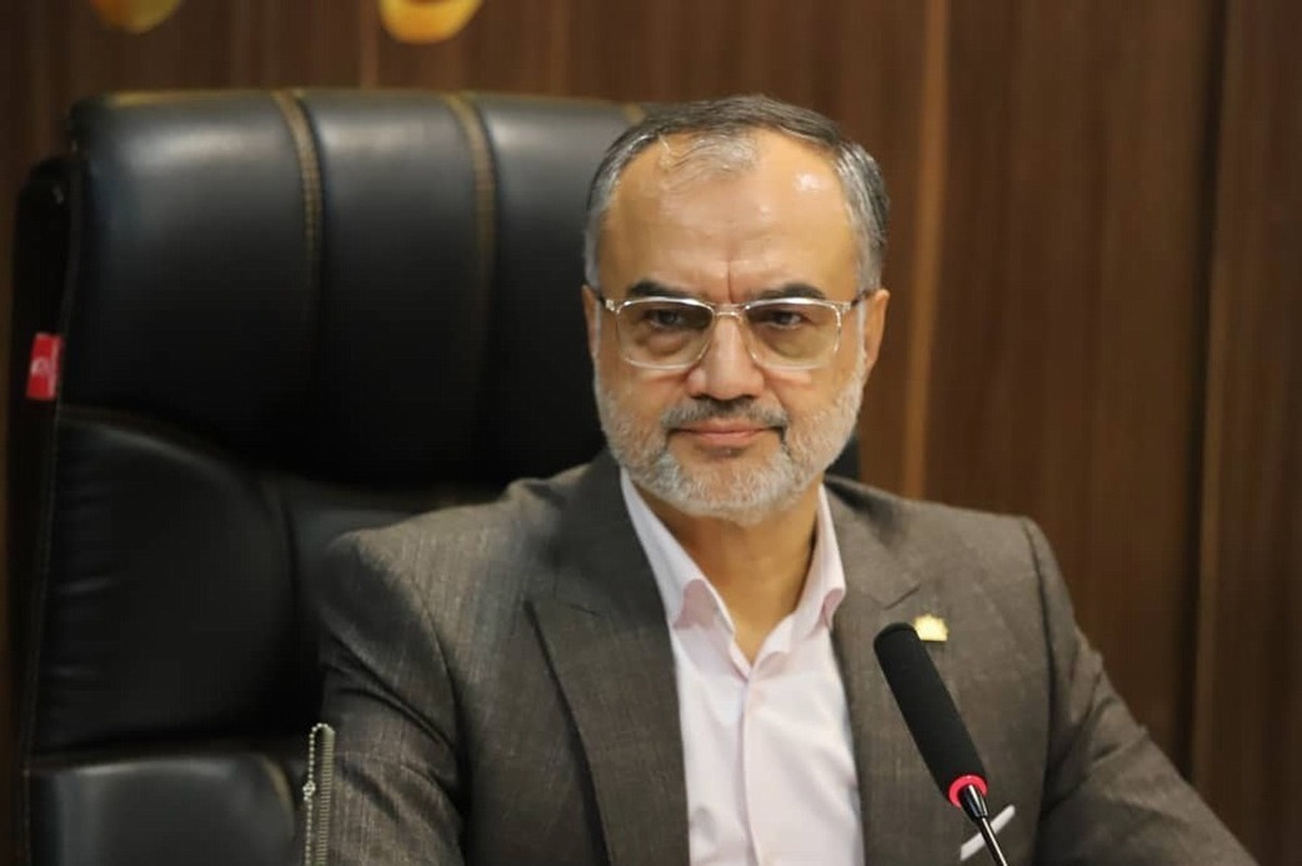 بررسی مسدود شدن پیاده‌رو خیابان مطهری رشت در جلسه علنی شورا شهر