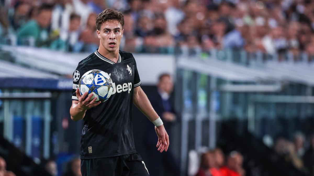 مانور بنیادی توسط ستاره کنان یلدیز