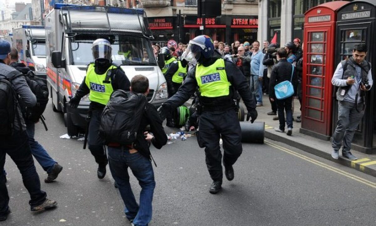 معلمان بریتانیایی: شبکه‌های اجتماعی خشونت جوانان را تشدید می‌کنند