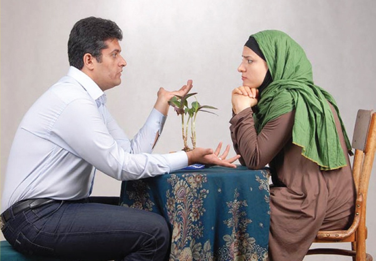 چه موقع پیامهای ارسالی بین زن و شوهر، باعث بحران میشود؟