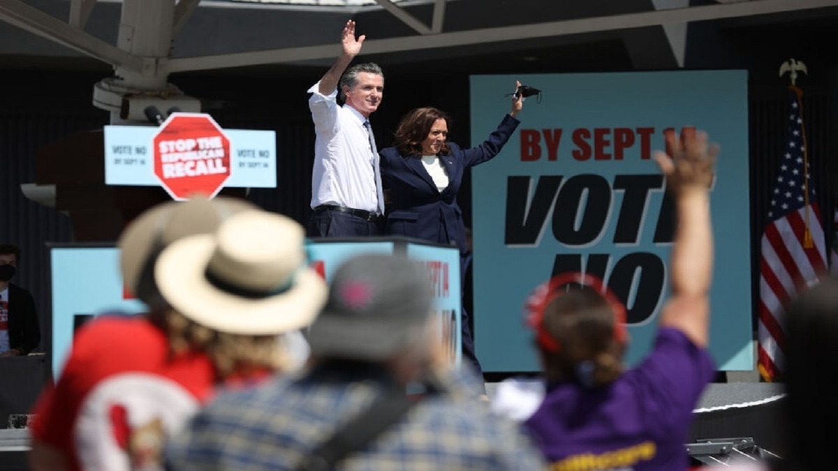 هریس و نیوسام؛ دو رقیب احتمالی از کالیفرنیا در انتخابات ۲۰۲۸