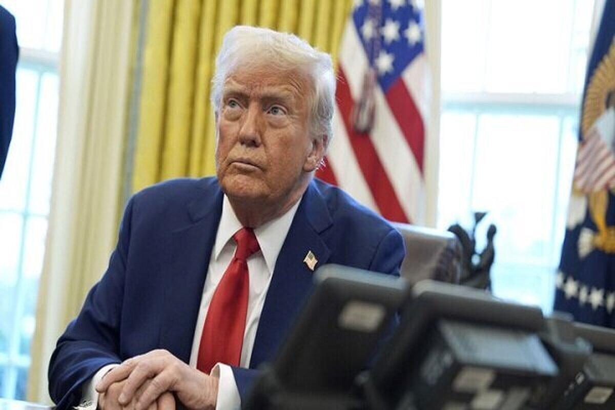 ترامپ: روسیه به جای آزمایش موشک، به جنگ اوکراین پایان دهد