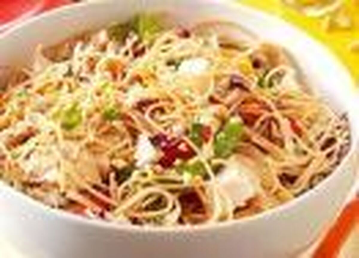 برای شام این مرغ و نودل کنجدی را آماده کنید