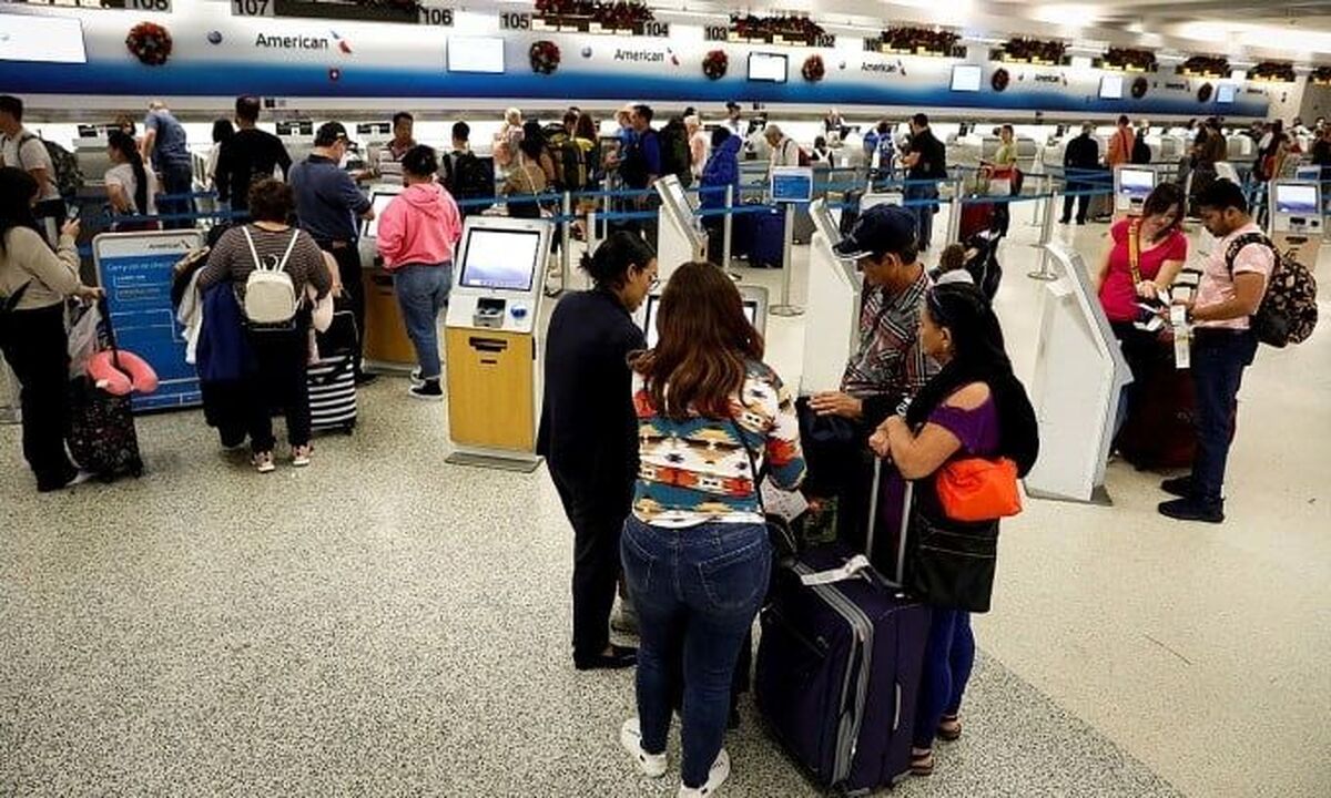 بحران تعطیلی دولت فدرال و تاخیر در پرواز‌ها در برخی فرودگاه‌های آمریکا