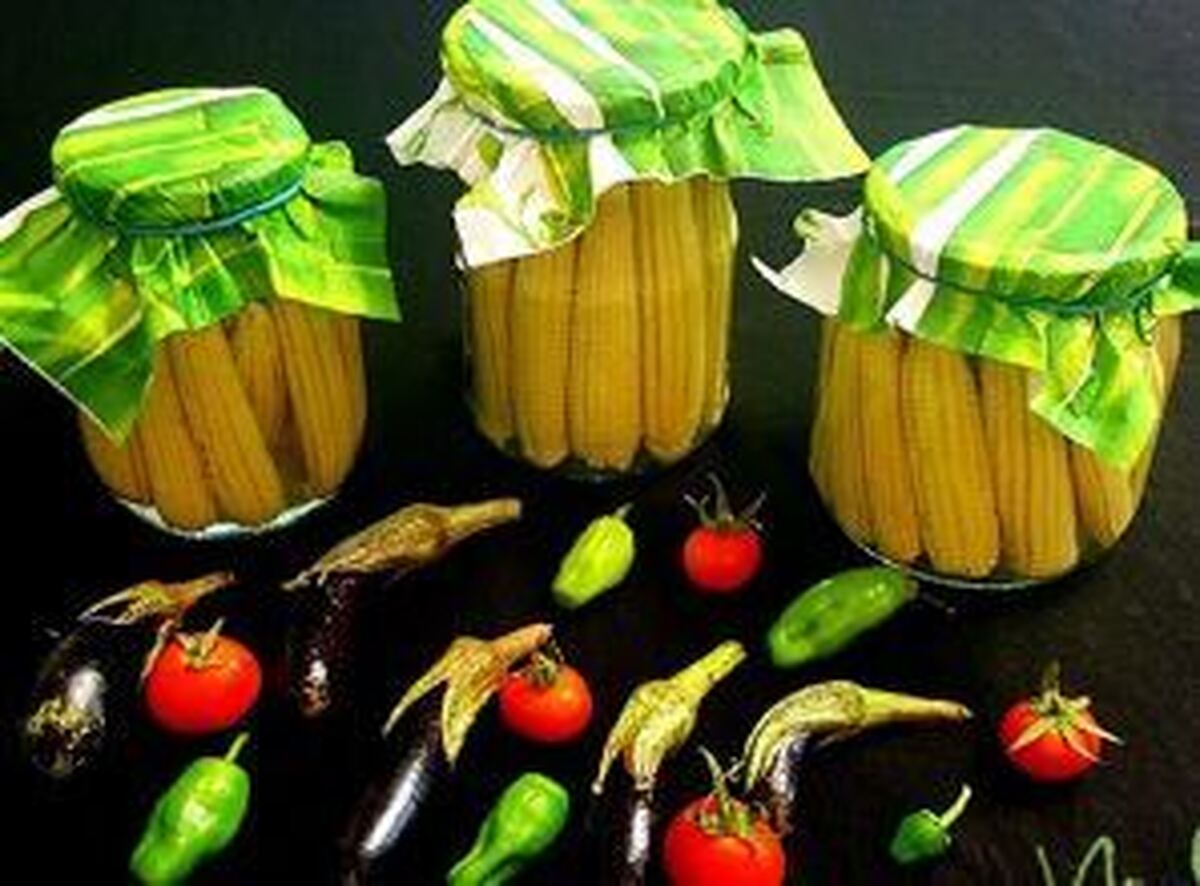 ترشی متفاوت و پرطرفدار بچه بلال را در ۷ مرحله آماده کنید