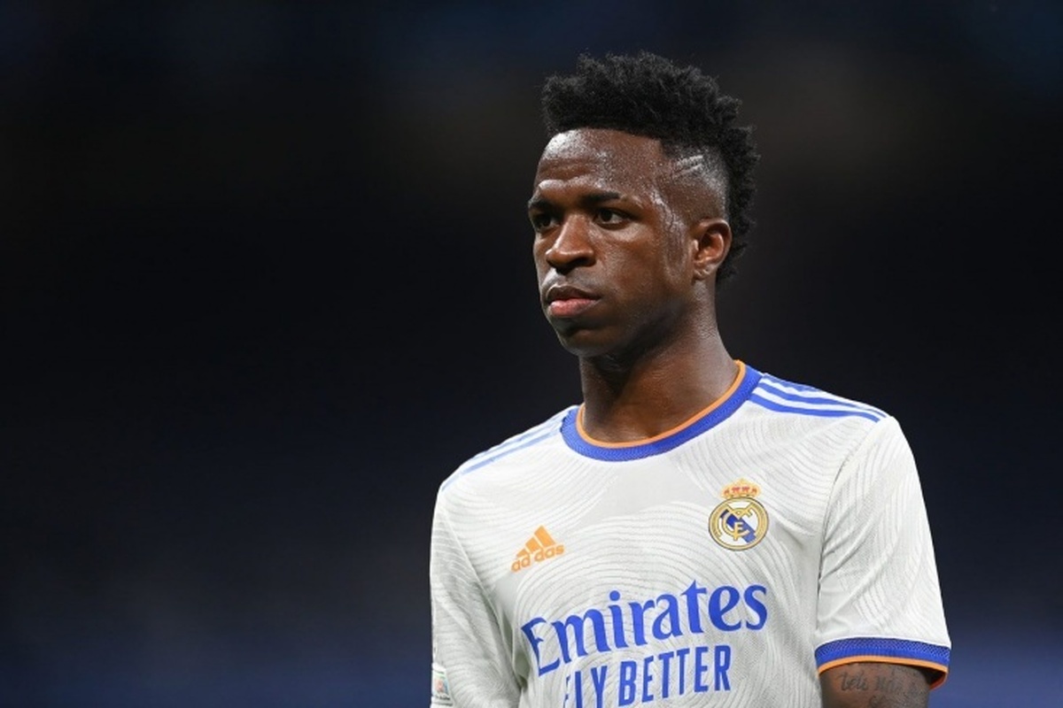 روابط بین وینیسیوس و آلونسو پس از بازی با بارسلونا بدتر شد