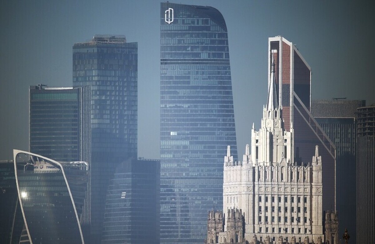 مسکو اتهام واشنگتن مبنی بر قصد مسکو برای آغاز مسابقه تسلیحات هستهای را رد میکند