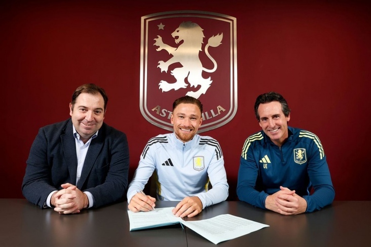 متی کش، مدافع استون ویلا، قراردادش را با این باشگاه تمدید کرد