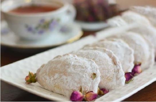 صفر تا صد تهیه قطاب کرمانی؛ یکی از شیرینیهای سنتی ایران صفر تا صد تهیه قطاب کرمانی؛ یکی از شیرینیهای سنتی ایران