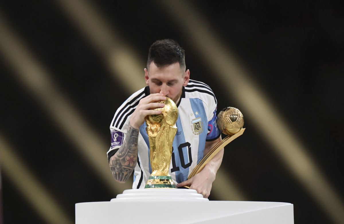 مسی ایده بازنشستگی را رد کرد و یک شرط برای شرکت در جام جهانی ۲۰۲۶ تعیین کرد