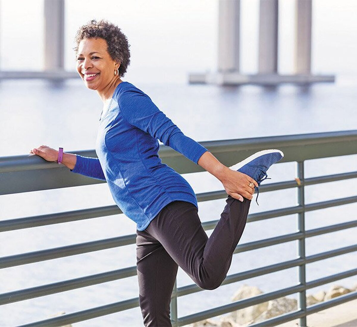 انعطاف و حرکات کششی، کلید رهایی از درد‌های کمر و گردن