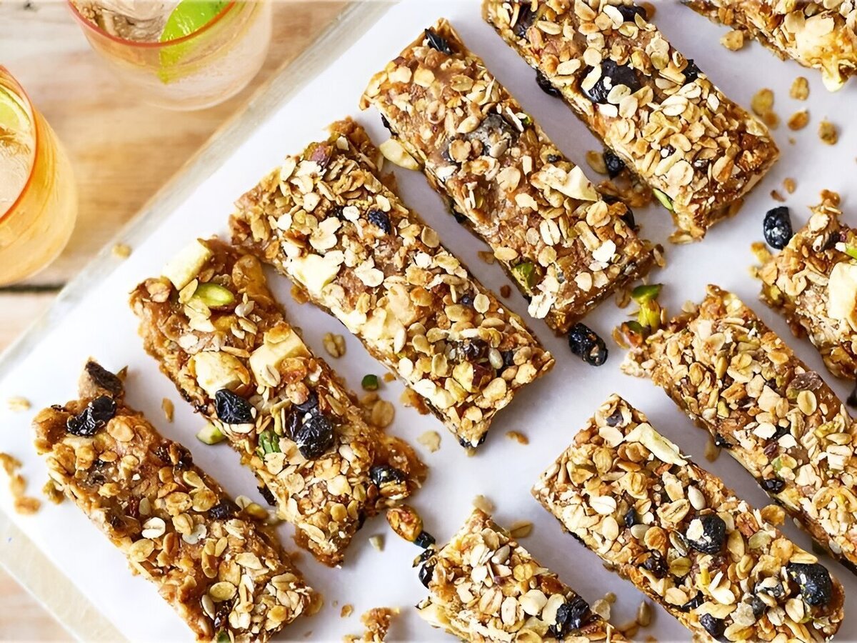 روش تهیه گرانولا بار رژیمی/با این بمب انرژی روزتو بساز!