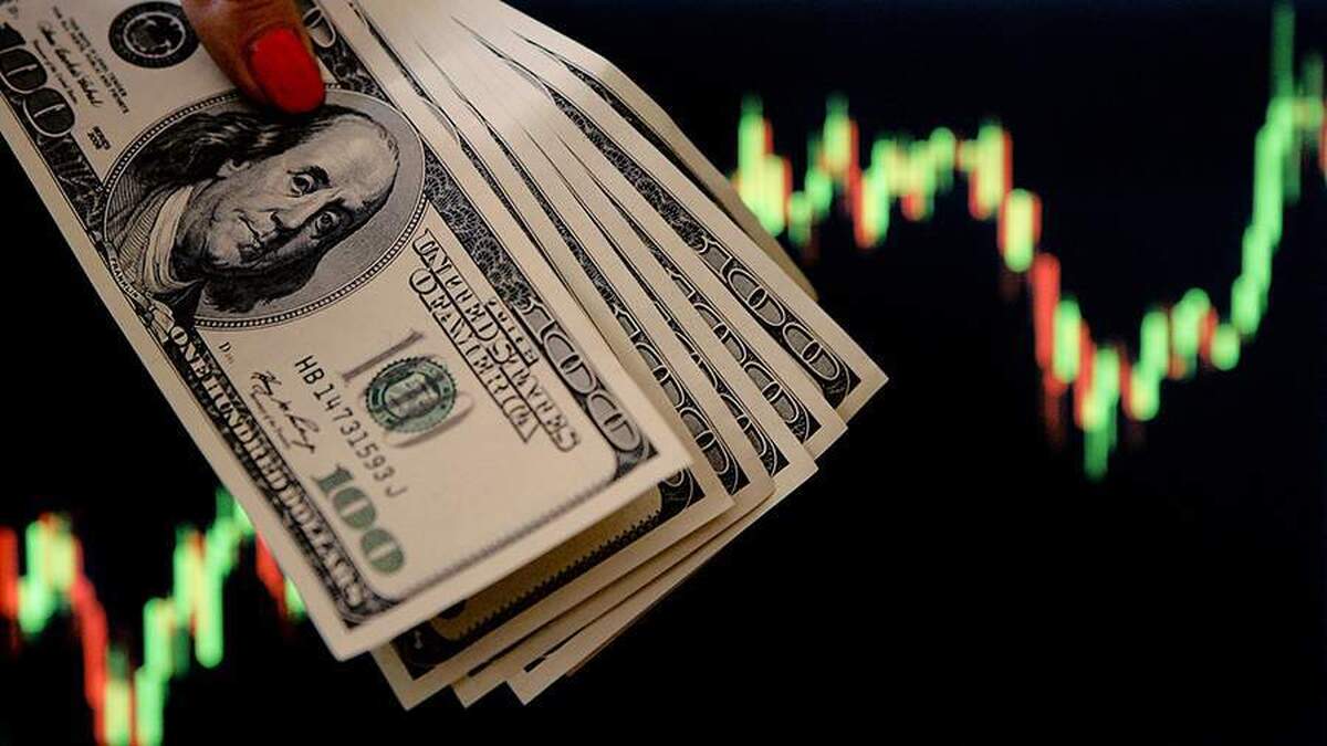 فایننشال تایمز گزارش داد که سطح بدهی دولت آمریکا در میان کشور‌های توسعه‌یافته بالاترین است.