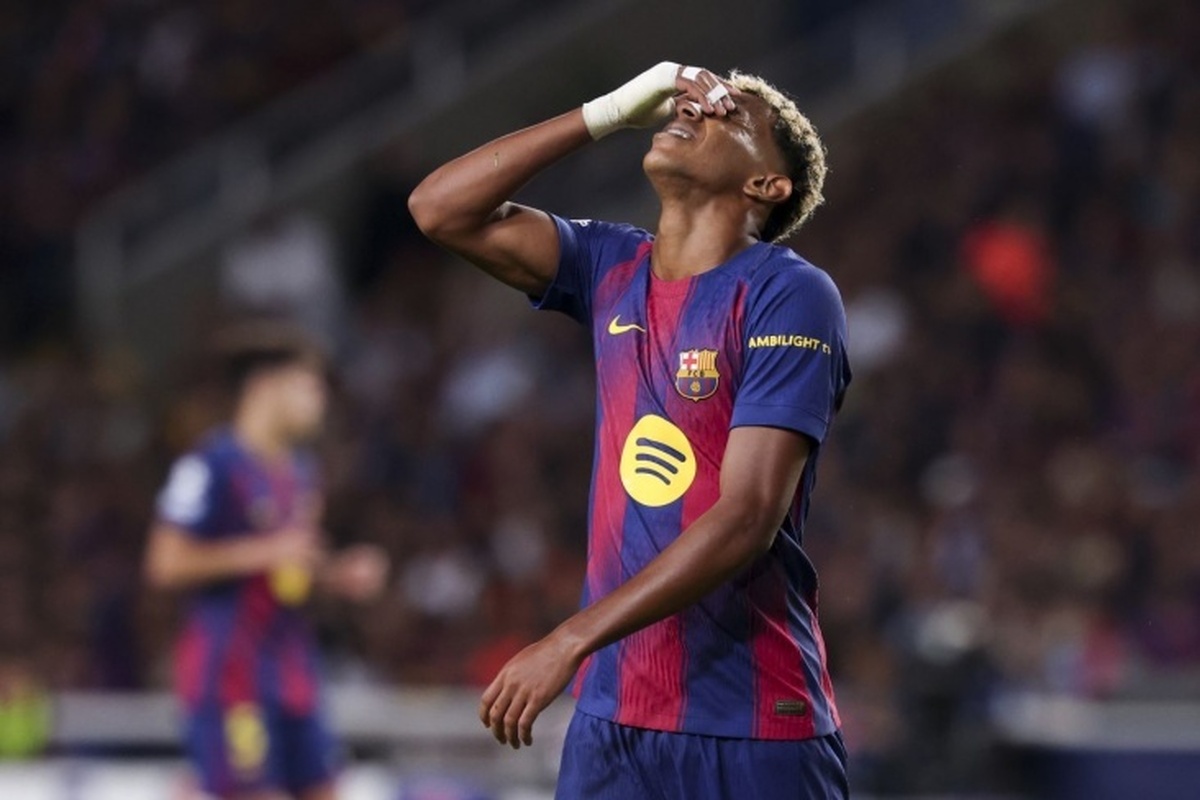 پاول مامایف در مورد عملکرد یامال در ال کلاسیکو گفت: «او این مسابقه را کاملاً خراب کرد.»