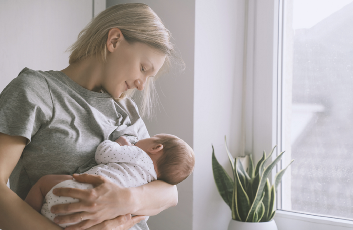 مطالعه: تغذیه با شیر مادر، ایمنی طولانی مدت در برابر سرطان سینه را افزایش میدهد