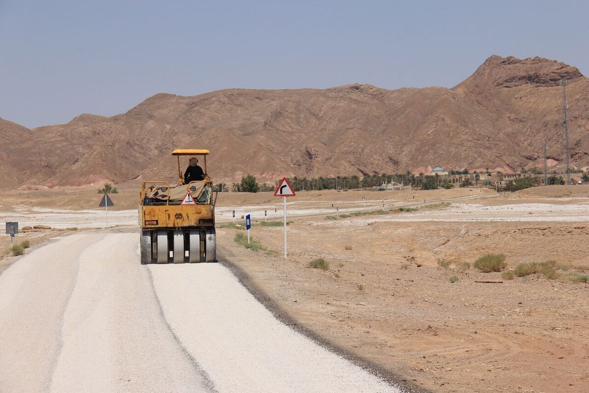 روکش آسفالت ۵۵۰۰ کیلومتر از محور‌های فرعی و روستایی کشور