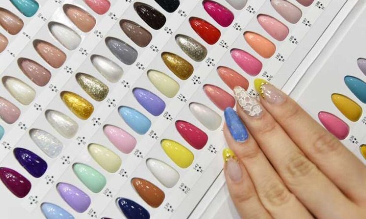 اردن: تصمیم برای جمع‌آوری لاک ناخن ژله‌ای از بازار، خشم رسانه‌های اجتماعی را برانگیخت