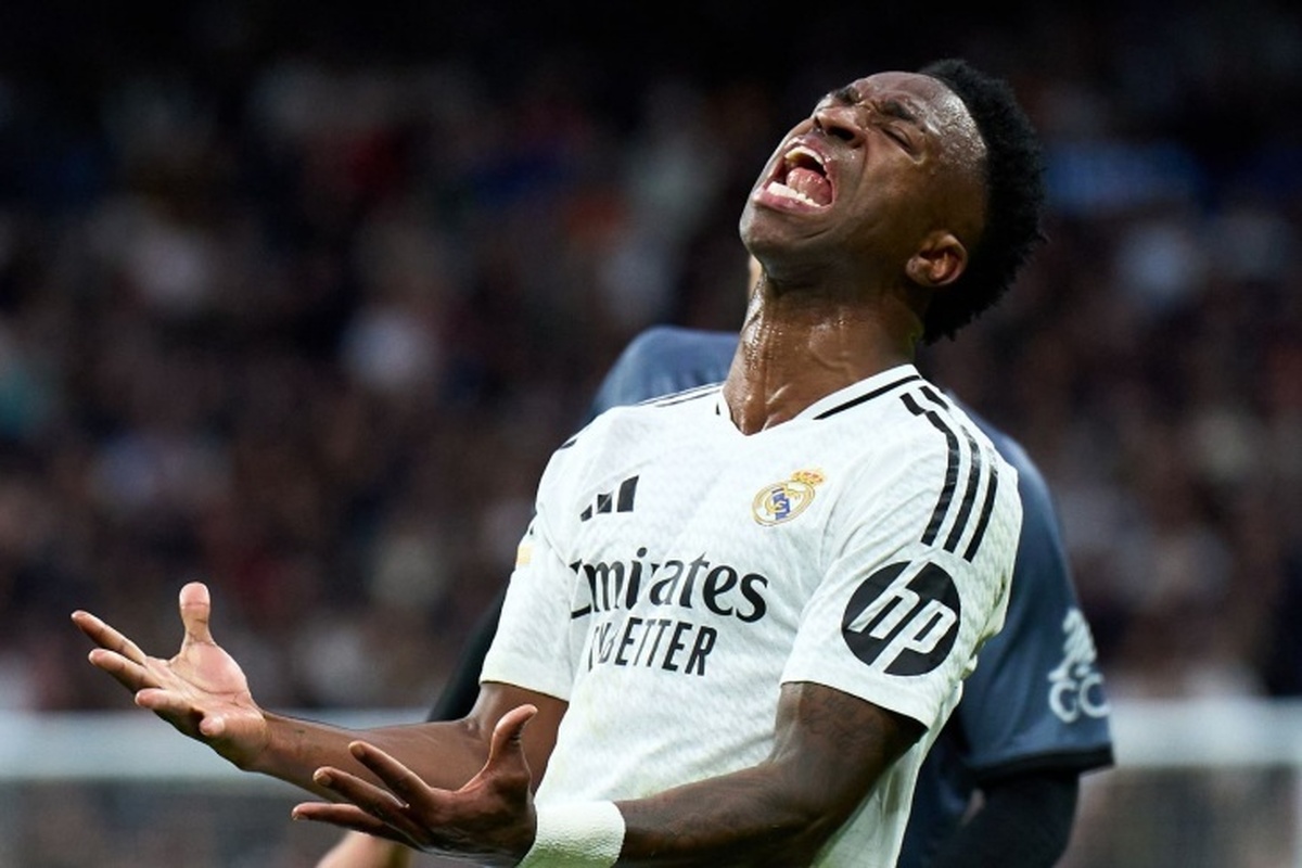 کادنا سر: رئال مادرید وینیسیوس را به خاطر واکنشش به تعویض شدن در ال کلاسیکو تنبیه نخواهد کرد