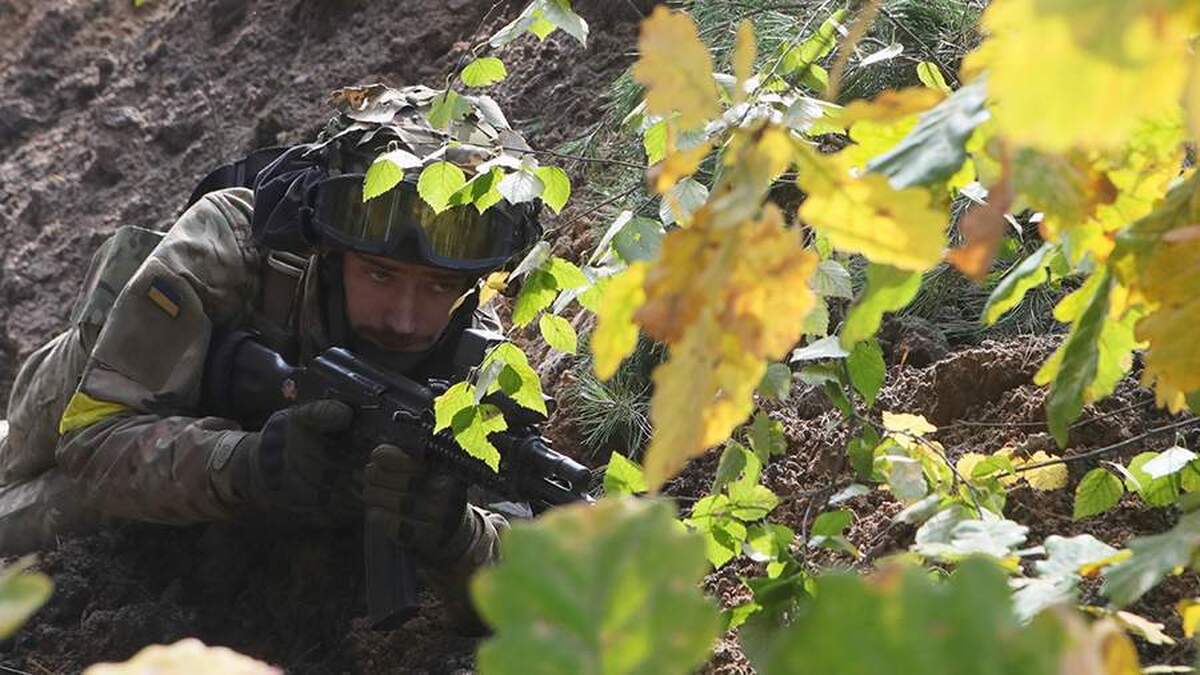 پولیتیکو گزارش داد که اتحادیه اروپا در حال تدوین یک طرح پشتیبان برای تأمین مالی اوکراین است.