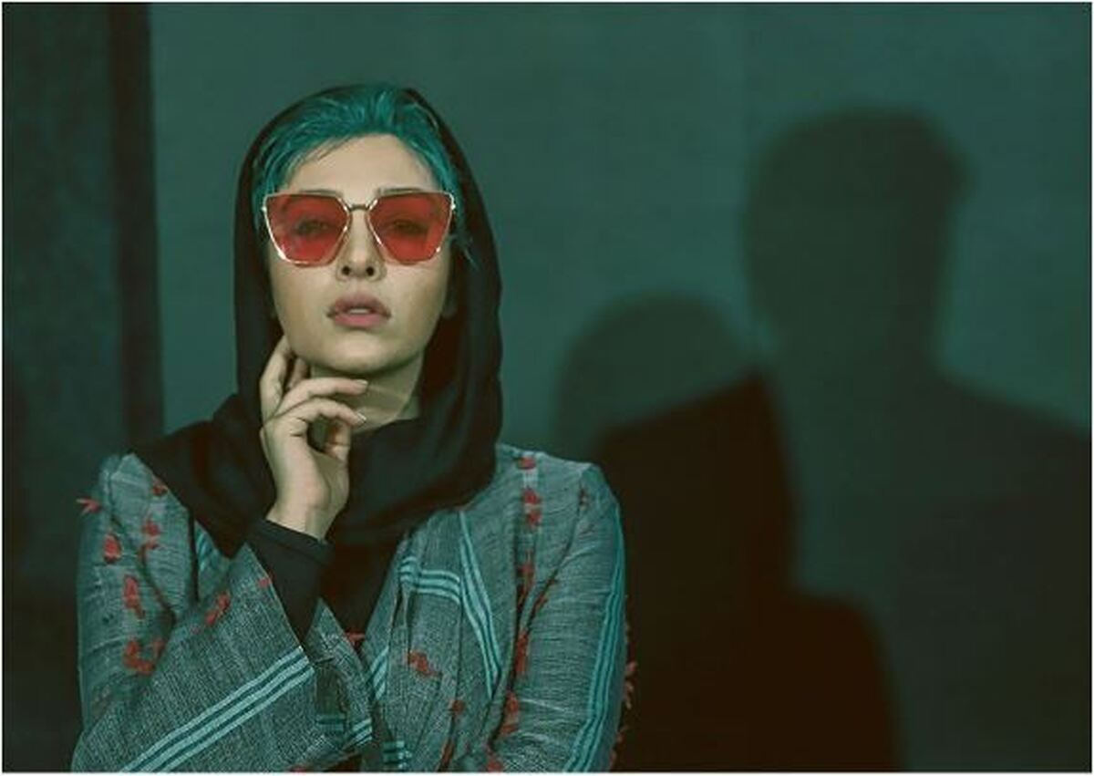 عکس یادگاری آناهیتا درگاهی در یک خانه قدیمی و پر از خاطره کنار یک مادر دوست داشتنی