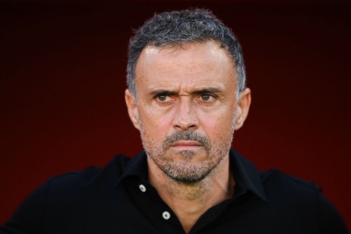 سرمربی پاری سن ژرمن پس از بازی مقابل لوریان در لیگ ۱ فرانسه، از عملکرد تیمش انتقاد کرد