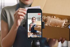 در چین، وبلاگ‌نویسانی که مدرک دانشگاهی ندارند، از صحبت کردن در مورد موضوعات «جدی» منع شده‌اند