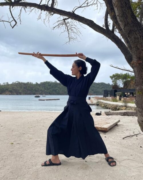 فادیک سِوین آتاسوی، تنها فرد دعوتشده از ترکیه به «مدرسه زنان سامورایی» فادیک سِوین آتاسوی، تنها فرد دعوتشده از ترکیه به «مدرسه زنان سامورایی»