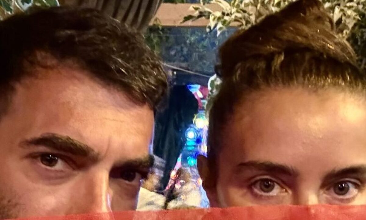 سیلا و ایلکر کالِلی سالگرد ۱۰۲ ساله شدن جمهوری ترکیه را با مردم جشن گرفتند!